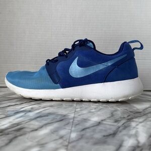 Nike Rosh Run men’s running sneaker shoes